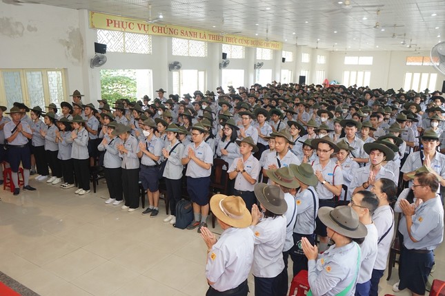 Hơn 400 huynh trưởng học viên tham dự Hơn 400 huynh trưởng học viên tham dự