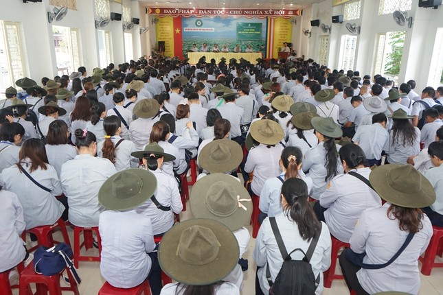 Quang cảnh lễ khai giảng Quang cảnh lễ khai giảng