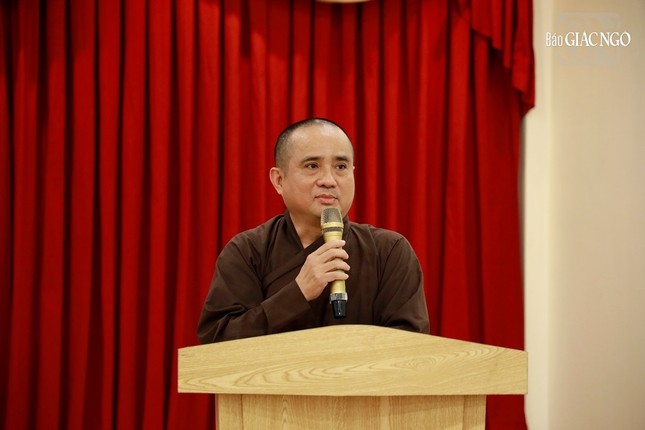 Thượng tọa Thích Tâm Hải phát biểu tại buổi lễ Thượng tọa Thích Tâm Hải phát biểu tại buổi lễ