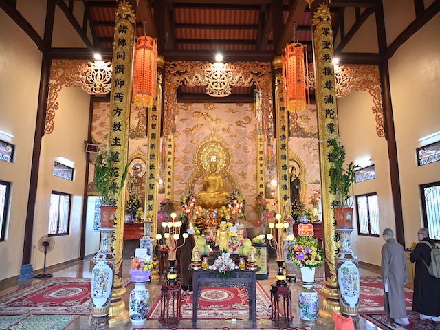 Chánh điện chùa Mục Sơn Chánh điện chùa Mục Sơn