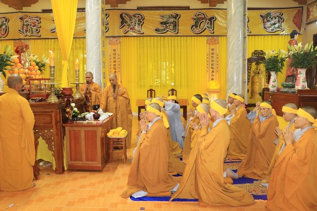 Môn đồ pháp quyến thọ tang Môn đồ pháp quyến thọ tang