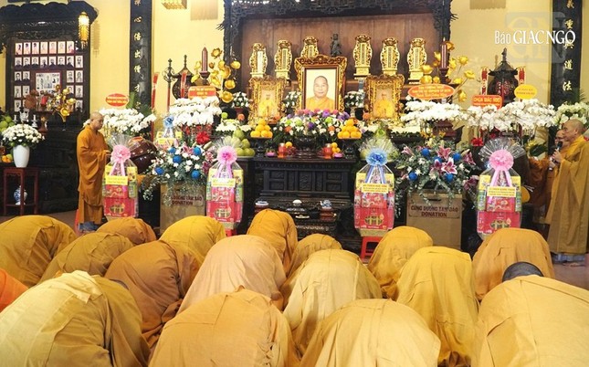 Thành kính đảnh lễ Giác linh Hòa thượng