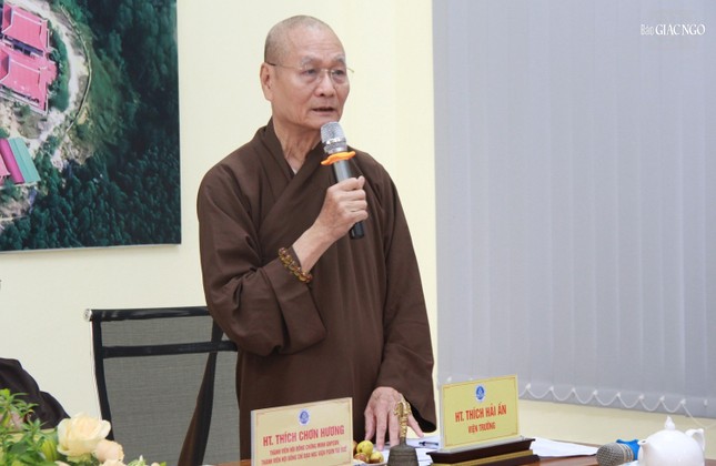 Hòa thượng Thích Hải Ấn phát biểu mở đầu Hòa thượng Thích Hải Ấn phát biểu mở đầu