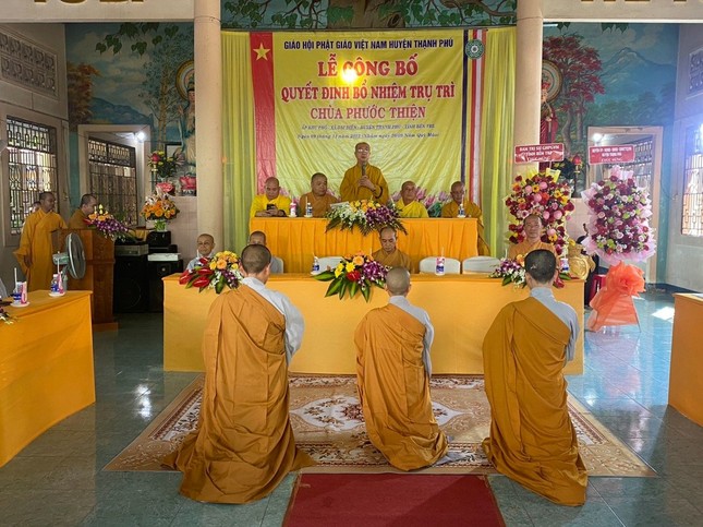 Hòa thượng Thích Nhựt Tấn ban đạo từ