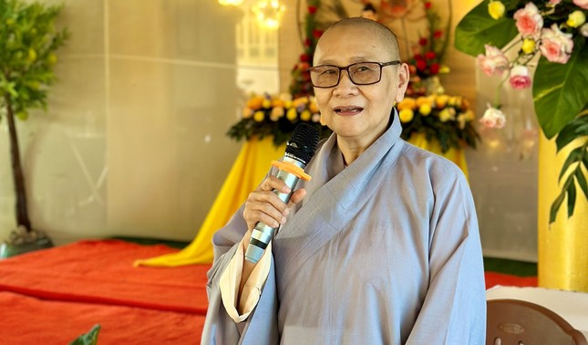 Ni sư Thích nữ Như Phúc phát biểu Ni sư Thích nữ Như Phúc phát biểu