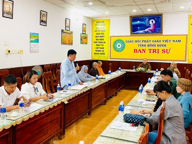 Cư sĩ Thiện Hải thông qua báo cáo hoạt động Phật sự năm 2023 của Ban Từ thiện xã hội Phật giáo tỉnh Bình Định Cư sĩ Thiện Hải thông qua báo cáo hoạt động Phật sự năm 2023 của Ban Từ thiện xã hội Phật giáo tỉnh Bình Định