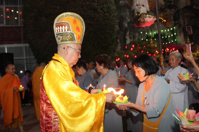 Chư tôn đức truyền đăng Chư tôn đức truyền đăng