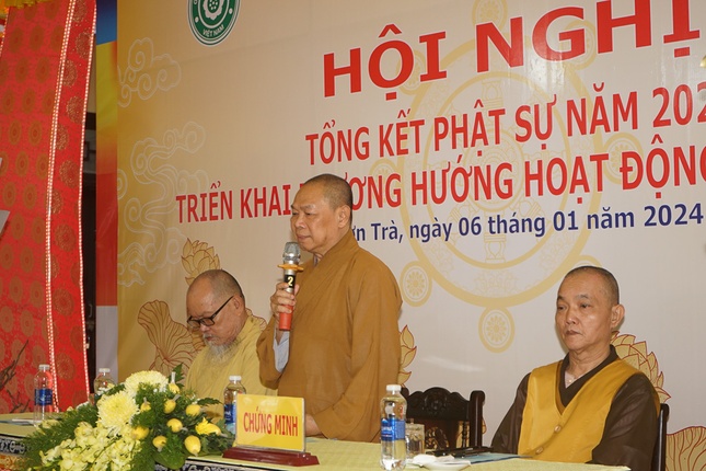 Hòa thượng Thích Từ Nghiêm ban đạo từ