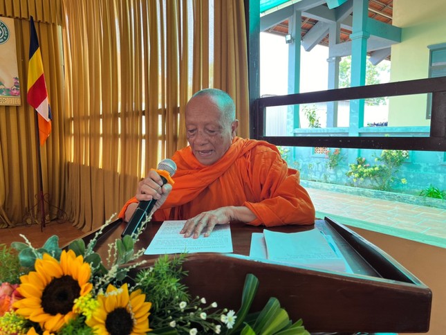 Hòa thượng Tăng Nô phát biểu khai mạc Hòa thượng Tăng Nô phát biểu khai mạc