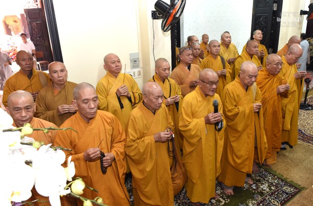 Chư tôn giáo phẩm tưởng niệm cố Ni trưởng Thích nữ Như Đức Chư tôn giáo phẩm tưởng niệm cố Ni trưởng Thích nữ Như Đức