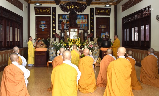 Khóa lễ cung tiến Giác linh