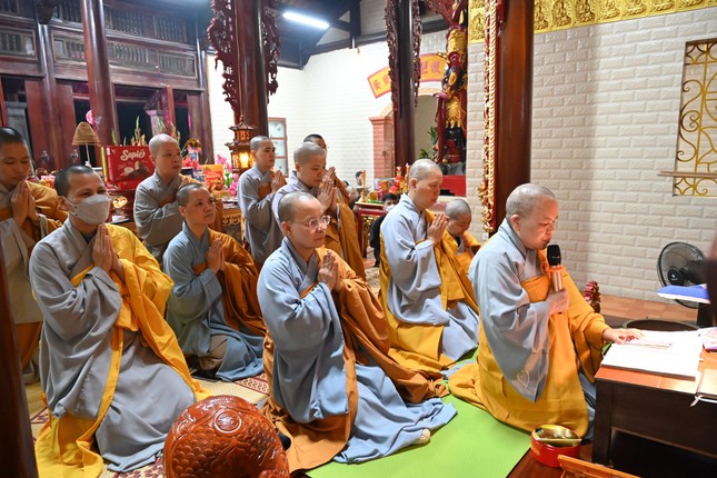 Khóa lễ tụng kinh Khóa lễ tụng kinh