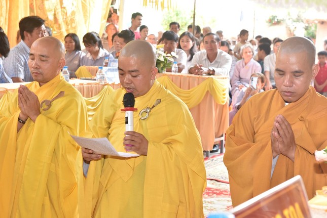 Đại đức Thích Thiện Thức, trụ trì chùa Long Quý khải bạch về lịch sử hình thành chùa và nguyện vọng đại trùng tu lại ngôi già lam