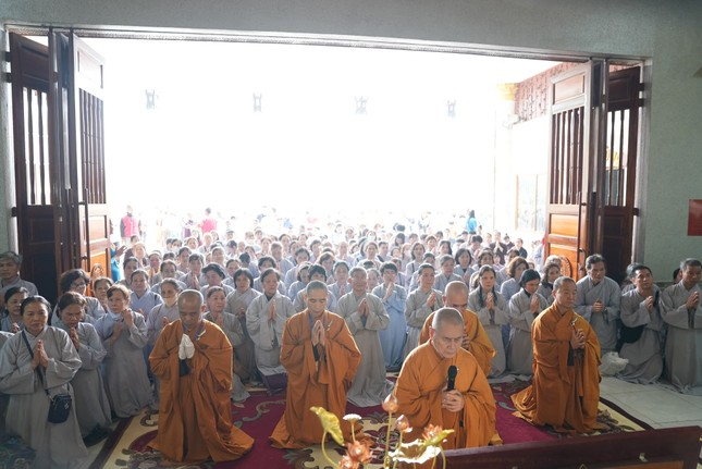 Khóa lễ cầu nguyện Khóa lễ cầu nguyện