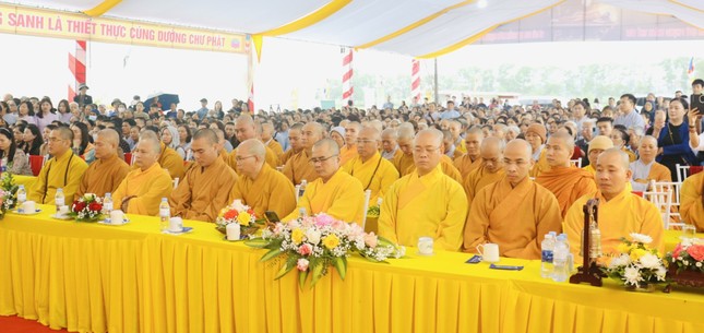 Chư Tăng Ni, Phật tử tham dự Chư Tăng Ni, Phật tử tham dự