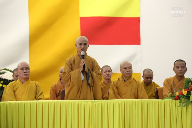 Thượng tọa Thích Thiện Quý phát biểu chỉ đạo