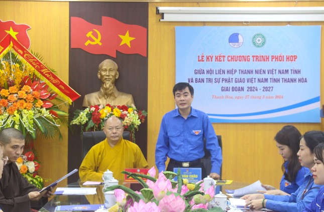 Bí thư Tỉnh đoàn Thanh Hoá Lê Văn Châu phát biểu khai mạc