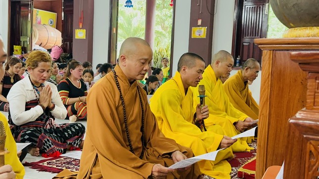 Khóa lễ tụng kinh Khóa lễ tụng kinh