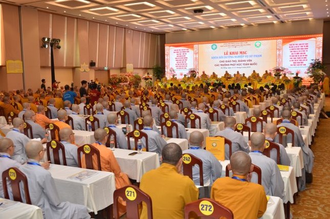 Quang cảnh lễ khai mạc Quang cảnh lễ khai mạc