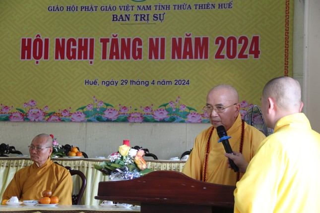 Hòa thượng Thích Khế Chơn đọc diễn văn khai mạc hội nghị