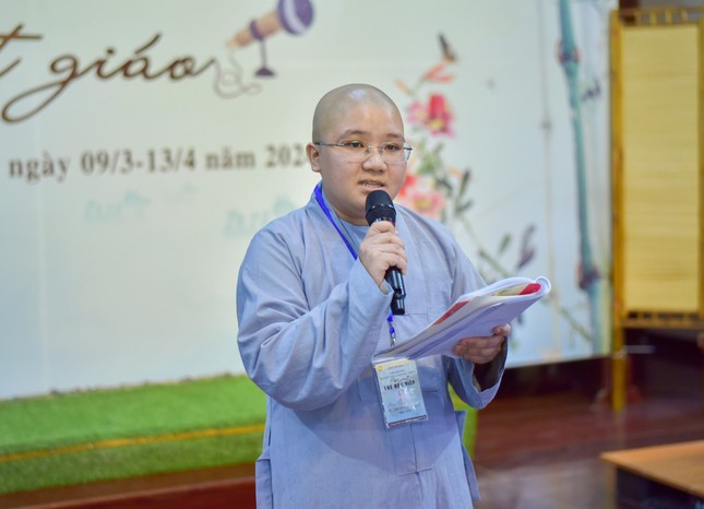 Sư cô Thích nữ Huệ Giác Sư cô Thích nữ Huệ Giác