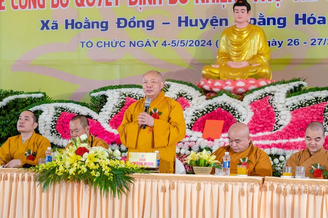 Thượng tọa Thích Tâm Định ban đạo từ