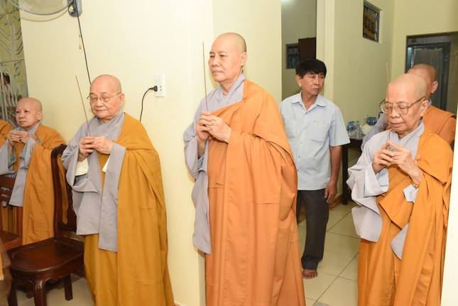 Nhất tâm cầu nguyện Nhất tâm cầu nguyện