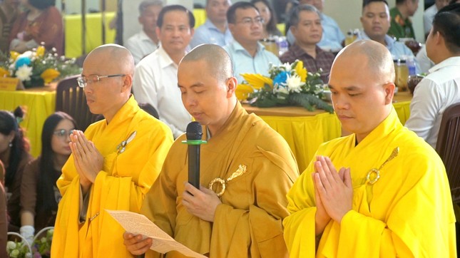 Đại đức Thích Giác Hạnh dâng lời phát nguyện