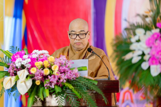 Thượng tọa Thích Phước Lợi tuyên đọc Diễn văn Phật đản Thượng tọa Thích Phước Lợi tuyên đọc Diễn văn Phật đản