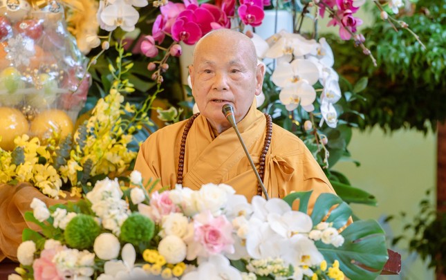 Trưởng lão Hòa thượng Thích Thiện Nhơn ban đạo từ Trưởng lão Hòa thượng Thích Thiện Nhơn ban đạo từ