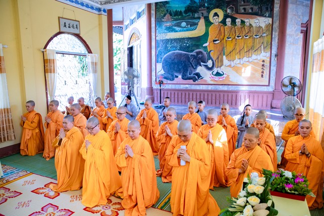 Chư hành giả Ni an cư tại trường hạ tịnh xá Ngọc Kỳ