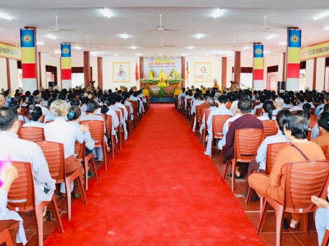 Quang cảnh buổi lễ Quang cảnh buổi lễ