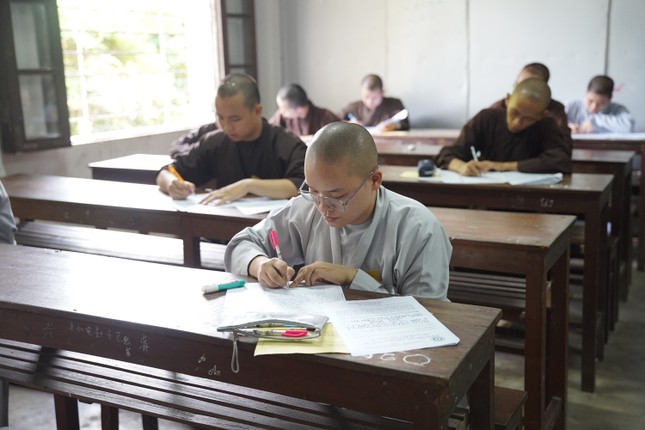 Thí sinh bắt đầu môn thi đầu tiên sáng 1-7 Thí sinh bắt đầu môn thi đầu tiên sáng 1-7