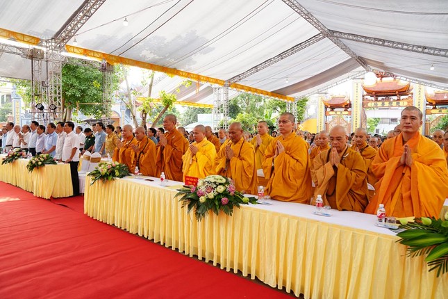 Niệm Phật cầu gia hộ