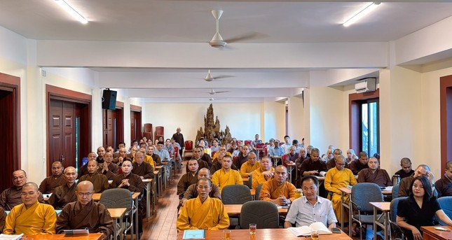 Chư tôn đức Tăng, Ni, đại biểu dự hội nghị Chư tôn đức Tăng, Ni, đại biểu dự hội nghị