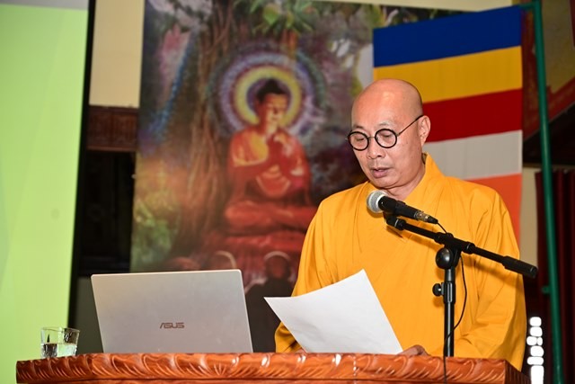 Thượng tọa Thích Tục Minh tổng kết hội nghị Thượng tọa Thích Tục Minh tổng kết hội nghị