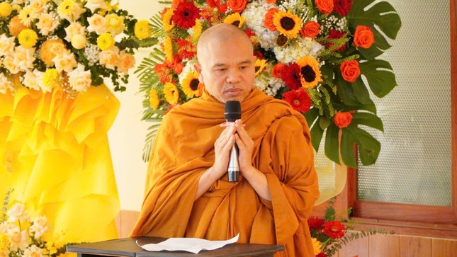 Thượng tọa Thích Giác Hoàng báo cáo sơ lược về nội dung khóa tu truyền thống Khất sĩ lần thứ 35 Thượng tọa Thích Giác Hoàng báo cáo sơ lược về nội dung khóa tu truyền thống Khất sĩ lần thứ 35