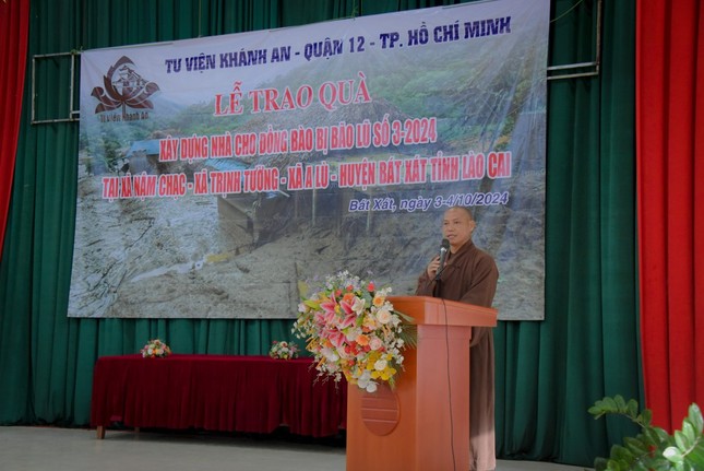 Thượng tọa Thích Trí Chơn phát biểu Thượng tọa Thích Trí Chơn phát biểu