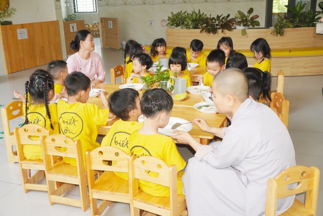 Tại Trường Mầm non Lâm Tỳ Ni (TP.Huế)