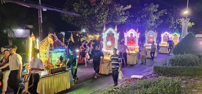 Diễu hành kiệu hoa Diễu hành kiệu hoa