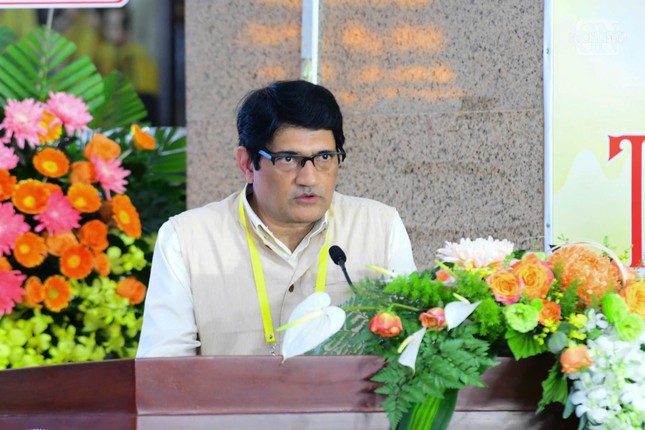 Ông Mahesh Chand Giri, Tổng lãnh sự quán Ấn Độ tại TP.HCM phát biểu chúc mừng