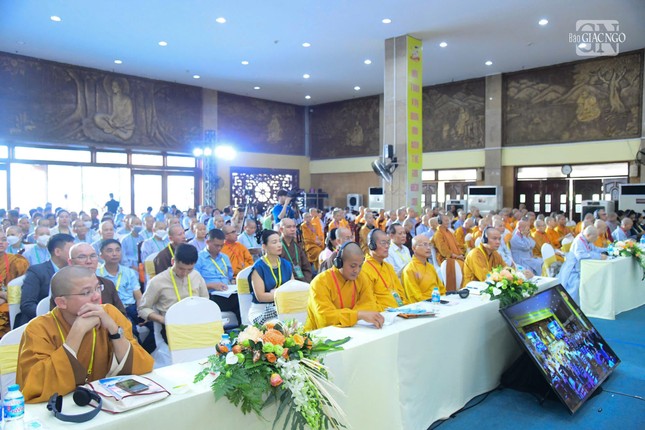 Lễ khai mạc Hội thảo &quot;Khám phá những liên kết lịch sử, tâm linh, văn hóa của Phật giáo giữa Ấn Độ và Việt Nam&quot; diễn ra tại thiền đường thuộc pháp viện Minh Đăng Quang