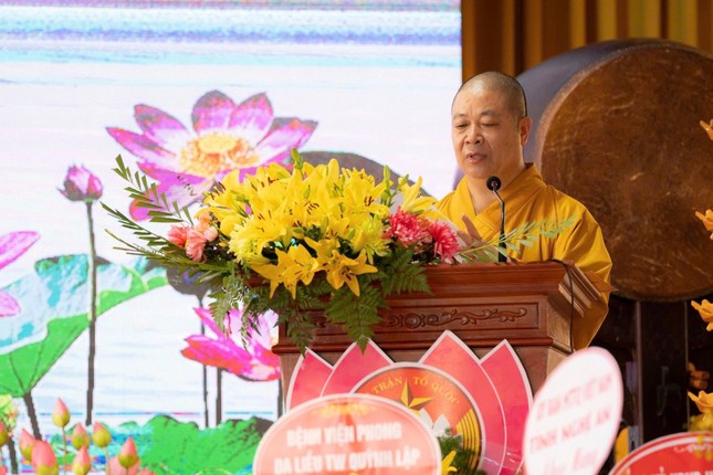Hòa thượng Thích Thọ Lạc phát biểu - Ảnh: Phật giáo Yên Thành Hòa thượng Thích Thọ Lạc phát biểu - Ảnh: Phật giáo Yên Thành