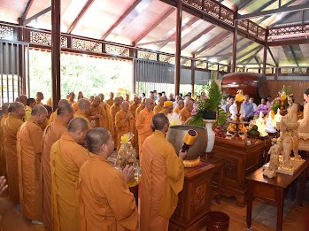 Khóa lễ tụng kinh Khóa lễ tụng kinh