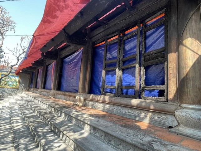 Bộ Văn hóa Thể thao và Du lịch đề nghị bao che công trình, nhưng không căng bạt trực tiếp lên do kết cấu công trình đã rất yếu - Ảnh: Trường Quân Bộ Văn hóa Thể thao và Du lịch đề nghị bao che công trình, nhưng không căng bạt trực tiếp lên do kết cấu công trình đã rất yếu - Ảnh: Trường Quân