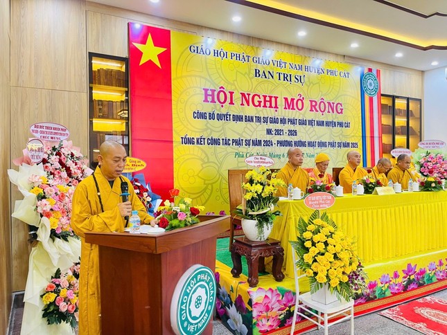 Đại đức Thích Quảng Dũng phát biểu khai mạc Đại đức Thích Quảng Dũng phát biểu khai mạc