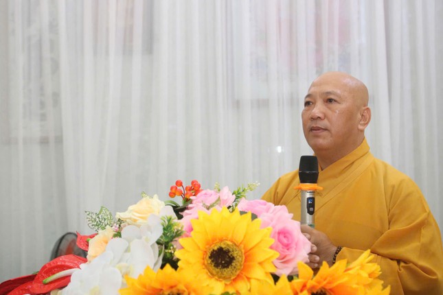 Thượng tọa Thích Giác Nguyên phát biểu khai mạc Thượng tọa Thích Giác Nguyên phát biểu khai mạc