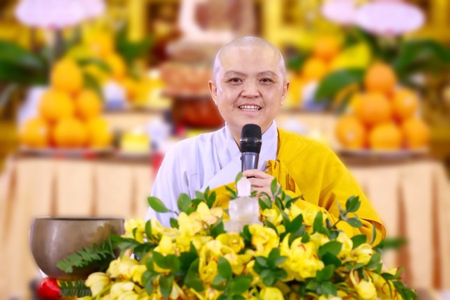 Ni sư Thích nữ Hương Nhũ chia sẻ pháp thoại Ni sư Thích nữ Hương Nhũ chia sẻ pháp thoại