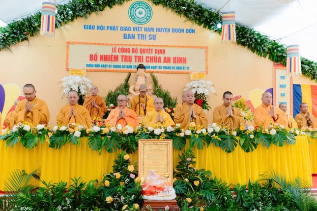 Niệm Phật cầu gia bị