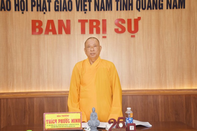 Hòa thượng Thích Phước Minh chủ trì phiên họp Hòa thượng Thích Phước Minh chủ trì phiên họp